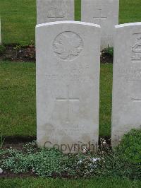 Etaples Military Cemetery - Jones, W